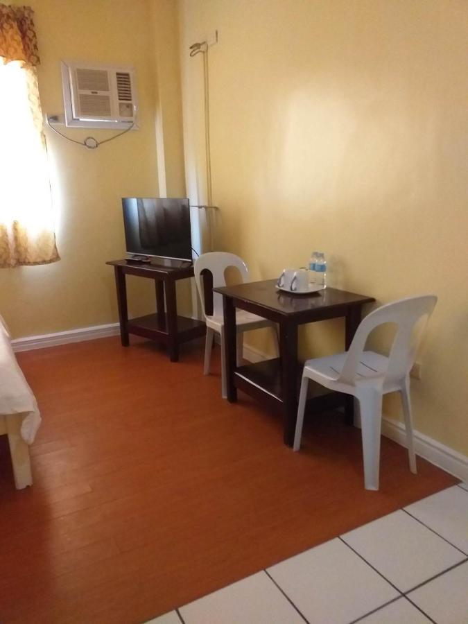 Mactan Airport Hilltop Hotel Lapu-Lapu City Dış mekan fotoğraf